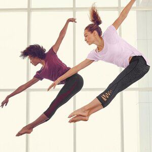 Athleta Black Chaturanga Criss Cross Capri Leggings